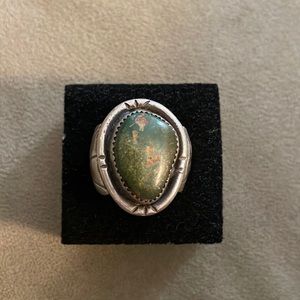 Vintage green turquoise sterling silver ring